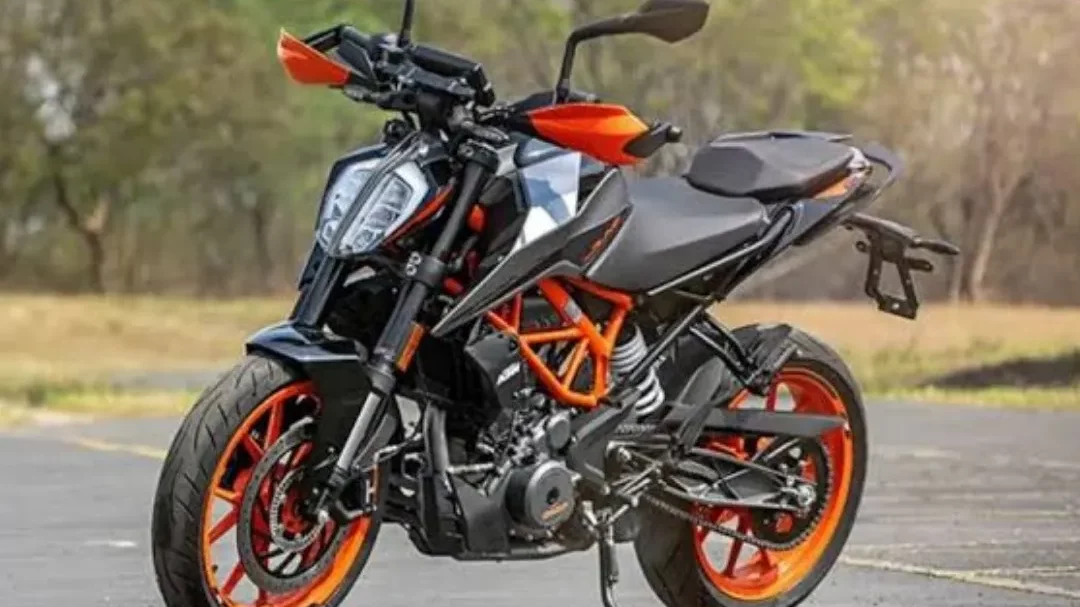 KTM Duke 390 2025: The Ultimate Streetfighter Redefined with Power, Style and Technology